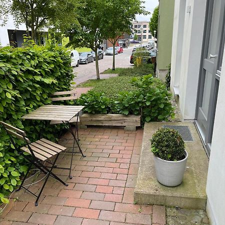 Ferienwohnung An Der Historischen Stadtmauer Rostock Exterior foto